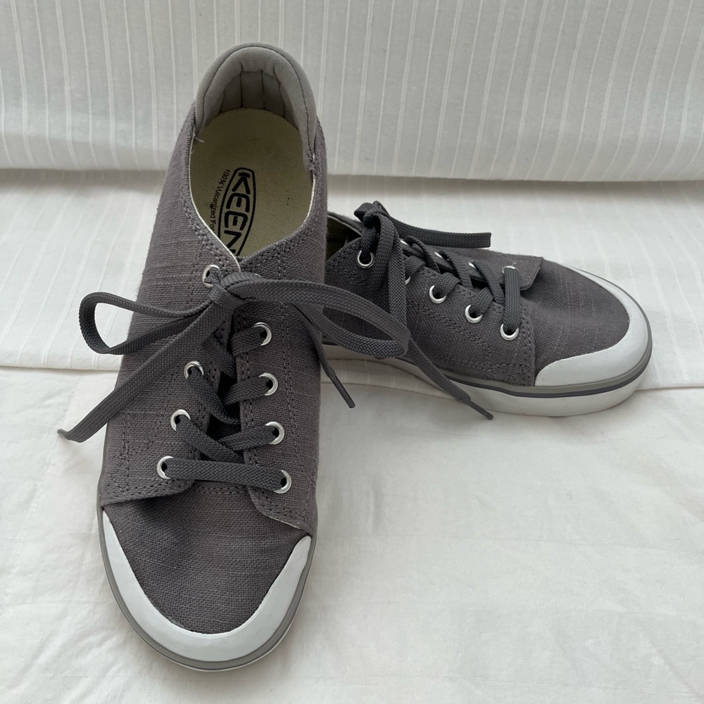 Keen Elsa iii Women’s Gray Sustainable Canvas Lace-Up Vulcanized Sneakers Sz 7